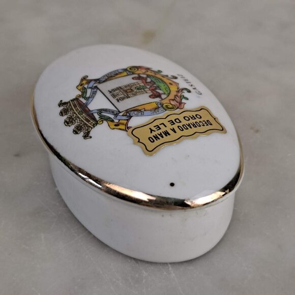White Porcelain Trinket Box Hand Painted "Gastiez" Lions and Crown Made in Spain - Picture 8 of 12